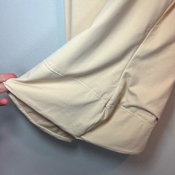 Assets by Spanx Top This Cami Shapewear Nude Beige Slimming Lined NEW Flaw Sz 1X - Picture 9 of 11